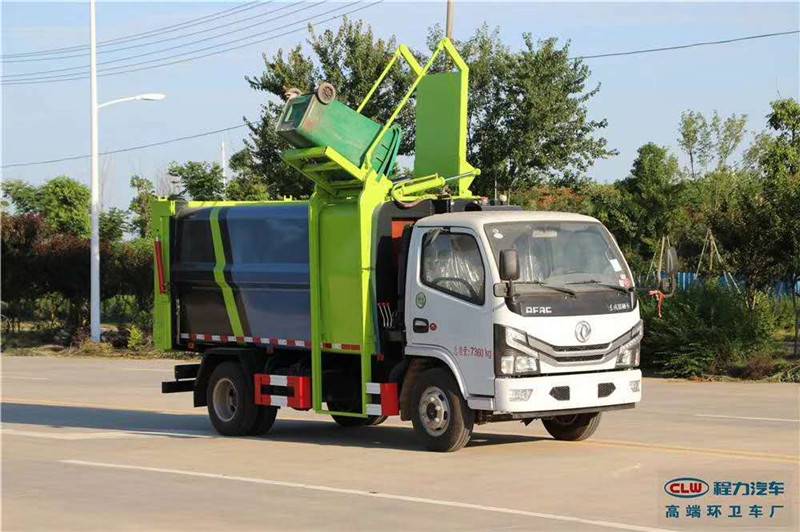 国六东风小多利卡挂桶式垃圾车 高效物流解决方案与车辆特性解析